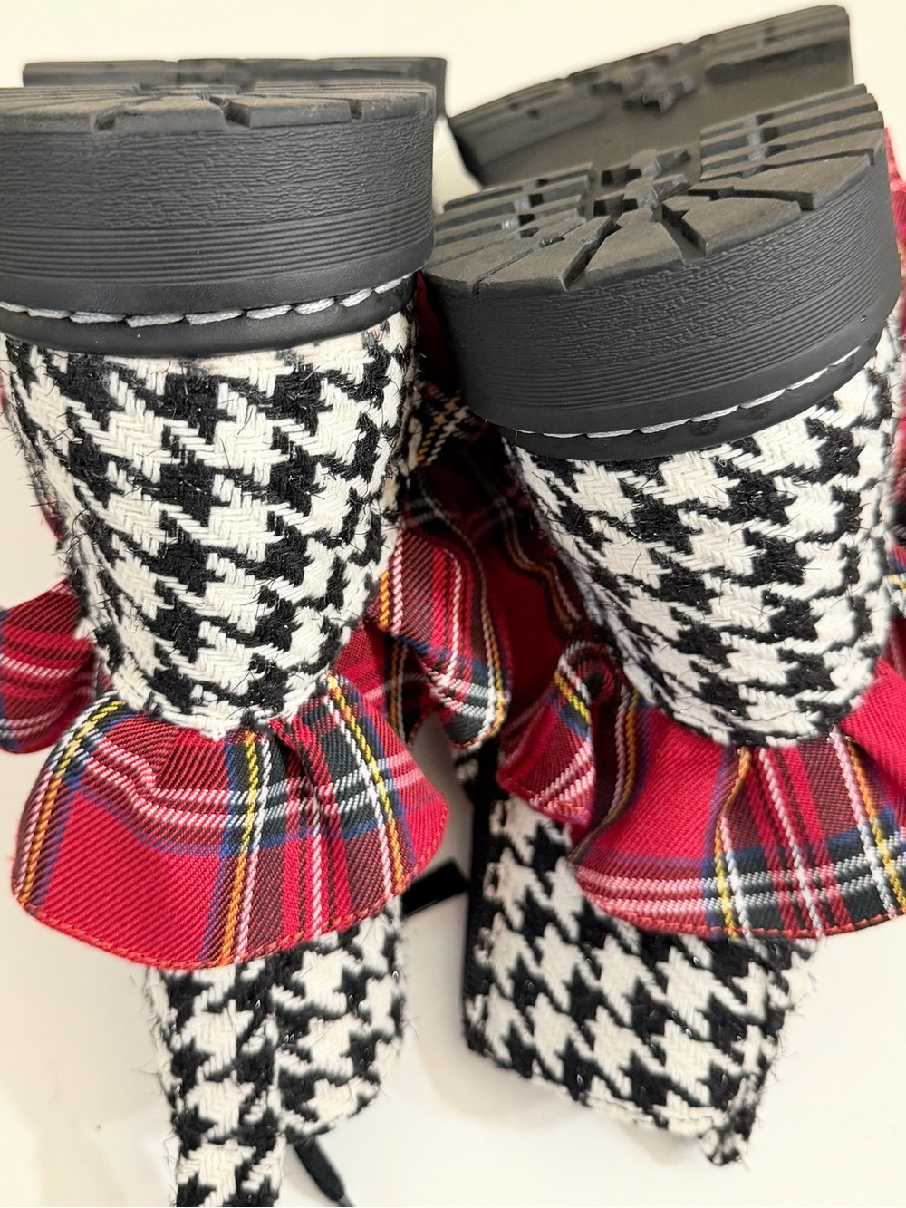 Torrid Betsey Johnson Houndstooth Combat Ruffle Boot (Sz 10 WW) - Picture 8 of 14